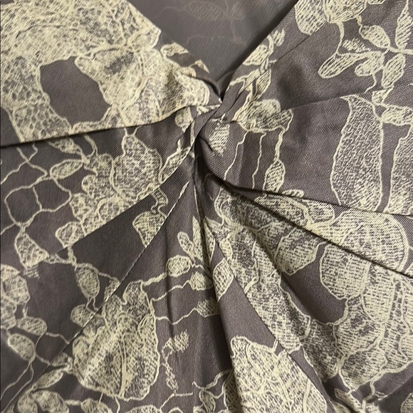 Lafayette 148 New York Gray and Blue Blouse - Picture 6 of 10